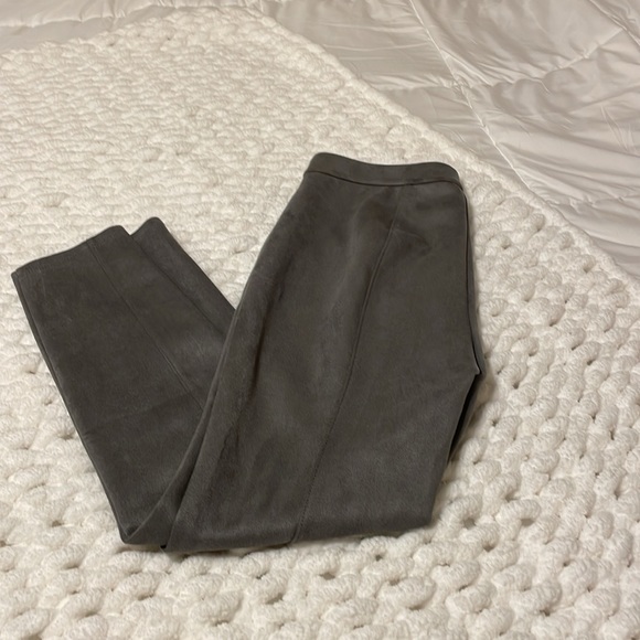 WHBM Vegan-suede Legging - Picture 4 of 4